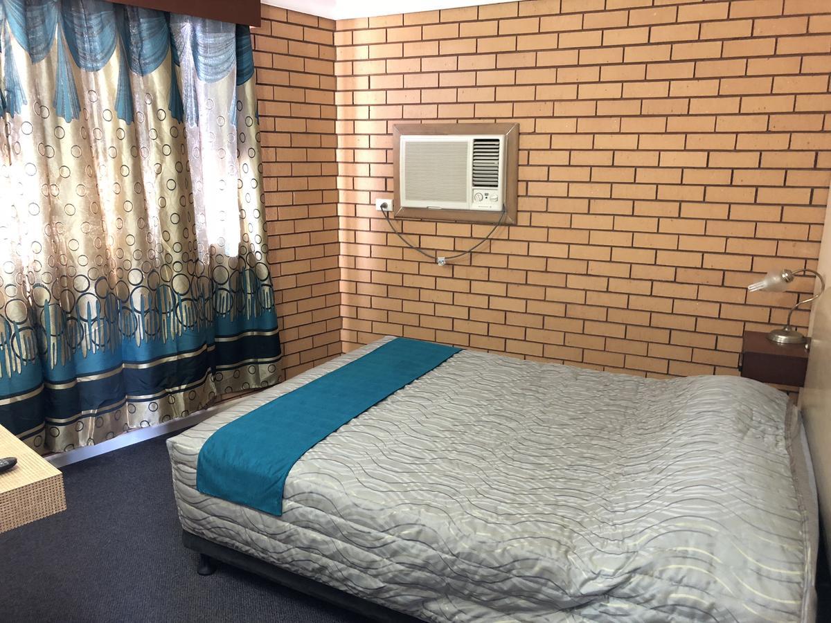 Stockman Motor Inn Narromine Bagian luar foto