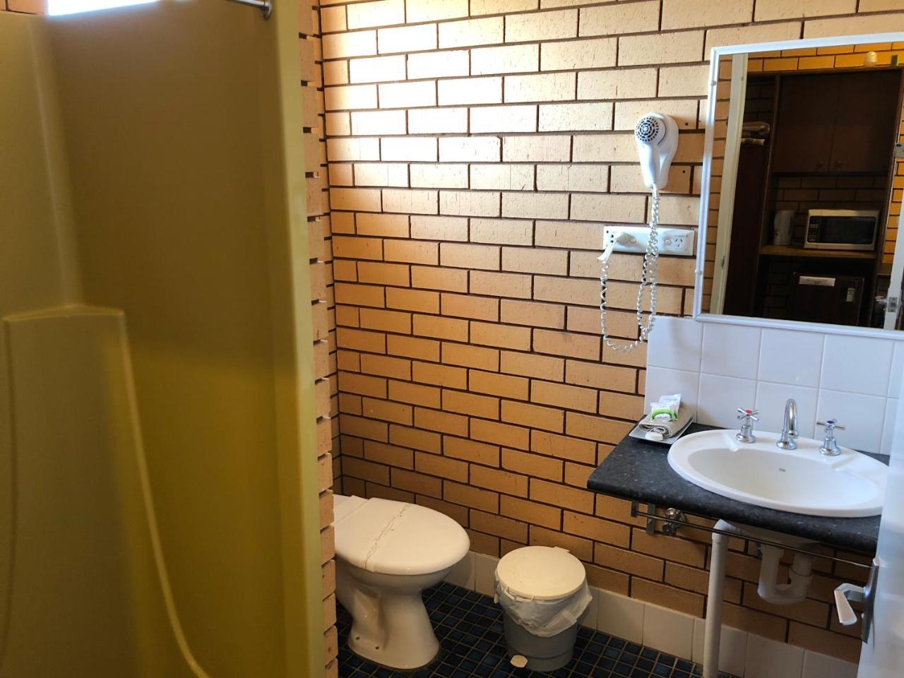 Stockman Motor Inn Narromine Bagian luar foto