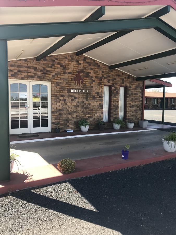 Stockman Motor Inn Narromine Bagian luar foto